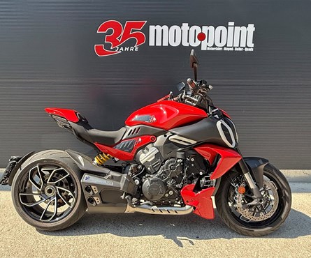 Gebrauchtmotorrad Ducati Diavel V4