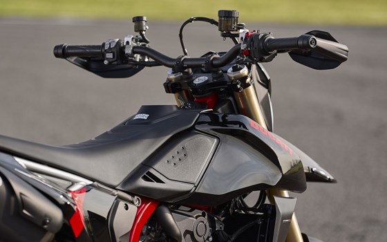 Neufahrzeug Ducati Hypermotard 698 Mono Nera - Bild 4