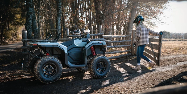 CFMOTO CFORCE C5 Touring ABS (Nebula Black) - Bild 7