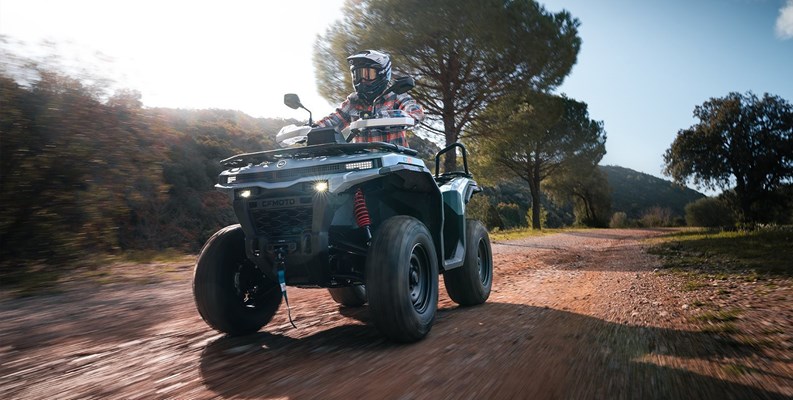 CFMOTO CFORCE C4 Touring ABS (Cypress Green) - Bild 4