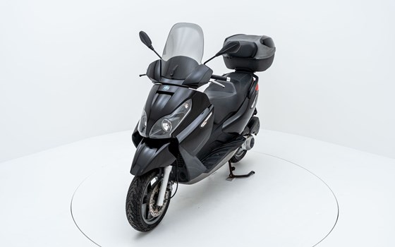 Motorrad Occasion Piaggio X7 250 i.e. - Bild 3