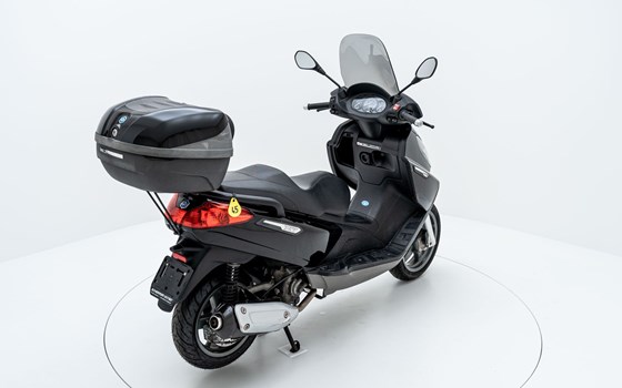Motorrad Occasion Piaggio X7 250 i.e. - Bild 4