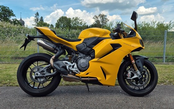 Gebrauchtmotorrad Ducati Panigale V2 S - Bild 1
