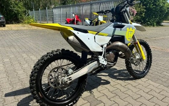Gebrauchtmotorrad Husqvarna TC 125 - Bild 4
