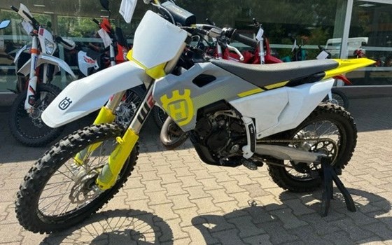Gebrauchtmotorrad Husqvarna TC 125 - Bild 6