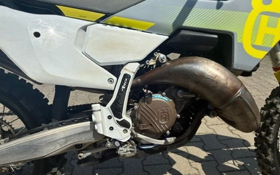 Gebrauchtmotorrad Husqvarna TC 125 - Bild 9