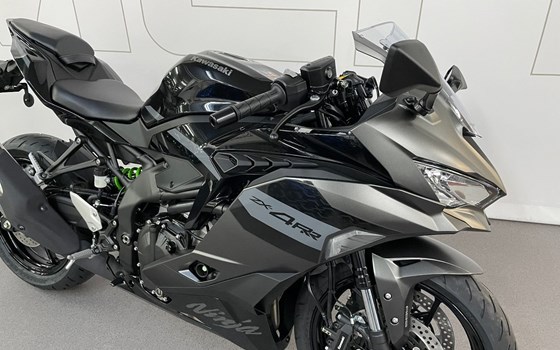 Neufahrzeug Kawasaki Ninja ZX-4RR - Bild 4