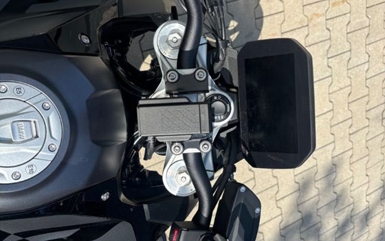 Gebrauchtmotorrad BMW F 900 R - Bild 11
