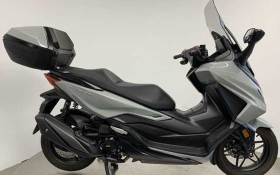 Gebrauchtmotorrad Honda Forza 350 - Bild 2