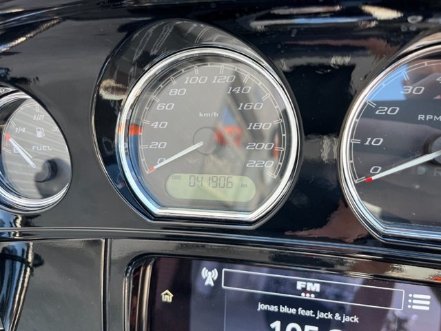 Harley-Davidson Touring Street Glide Special FLHXS (schwarz) - Bild 17