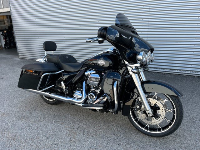 Harley-Davidson Touring Street Glide Special FLHXS (schwarz) - Bild 5