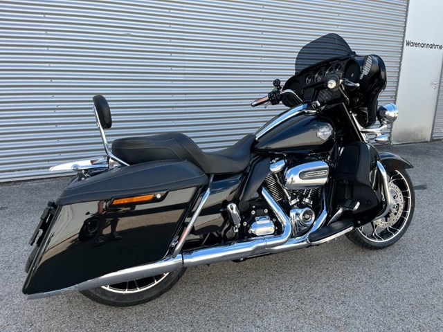Harley-Davidson Touring Street Glide Special FLHXS (schwarz) - Bild 8