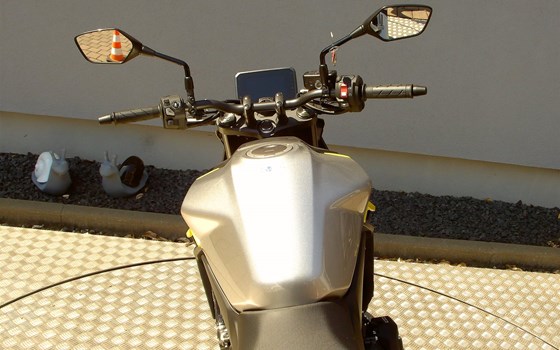 Gebrauchtmotorrad Honda CB750 Hornet E-Clutch - Bild 10