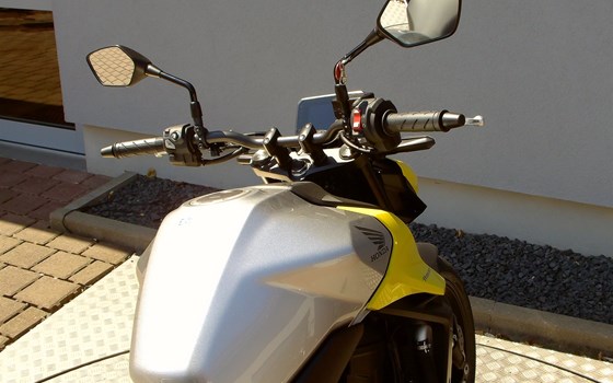 Gebrauchtmotorrad Honda CB750 Hornet E-Clutch - Bild 13