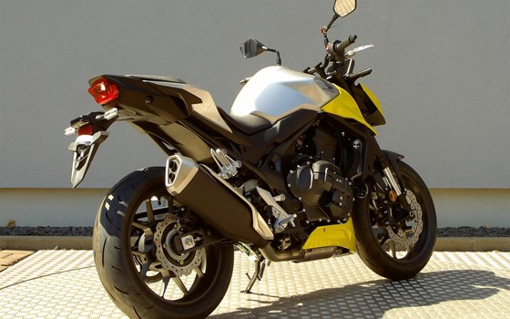 Gebrauchtmotorrad Honda CB750 Hornet E-Clutch - Bild 8