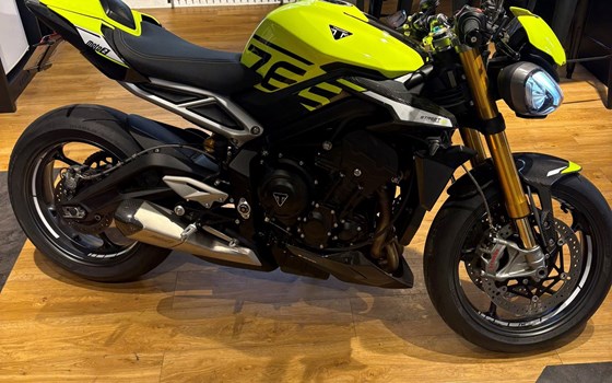 Motorrad Occasion Triumph Street Triple 765 Moto2 Edition - Bild 1
