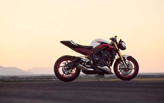 Neufahrzeug Triumph Street Triple 765 RX - Bild 1