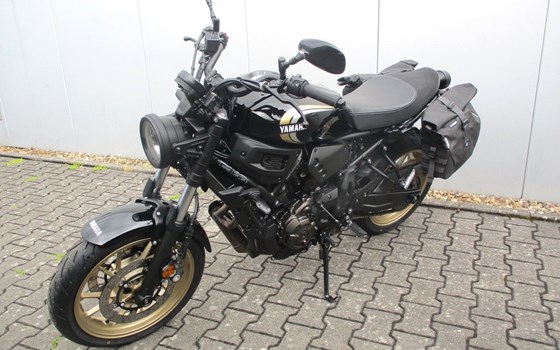 Gebrauchtmotorrad Yamaha XSR700 - Bild 2