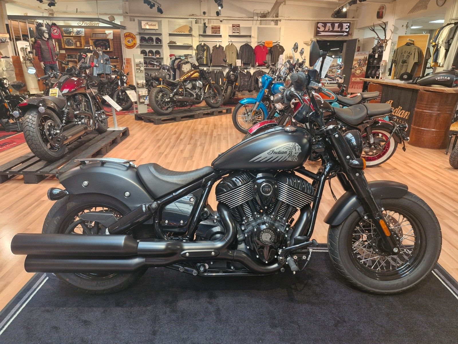 Indian Chief Bobber Dark Horse