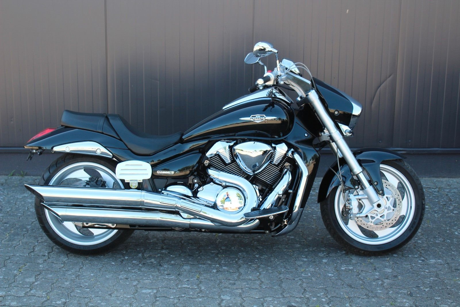 Suzuki VZR 1800