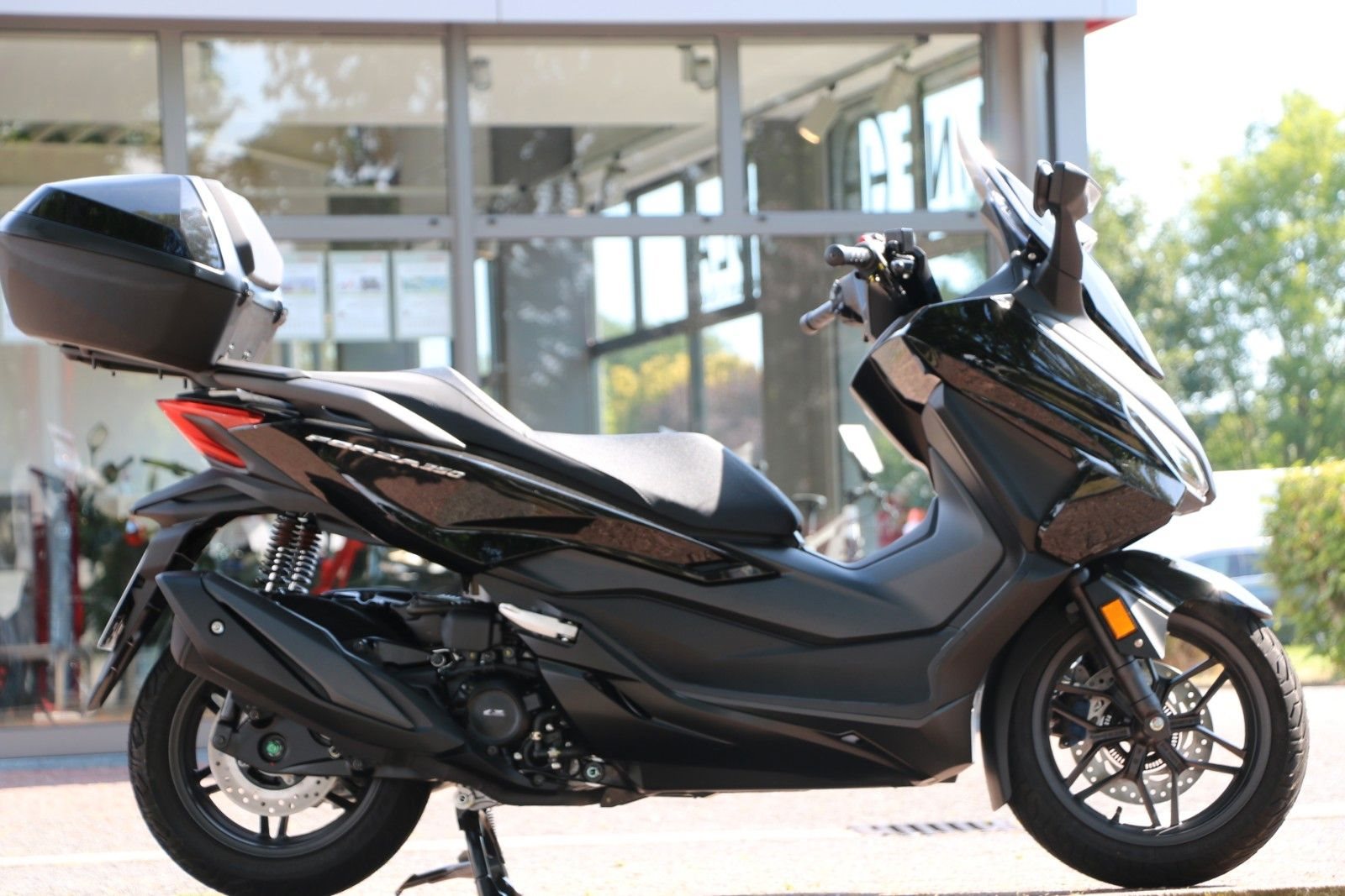 Honda Forza 350