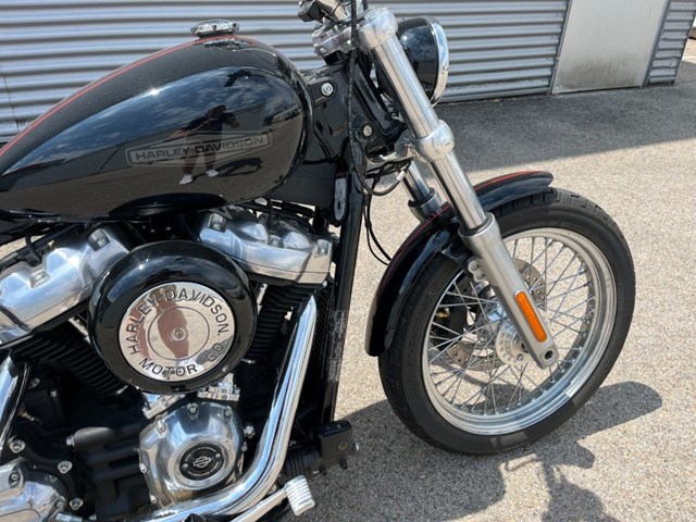 Harley-Davidson Softail Standard FXST (schwarz) - Bild 3