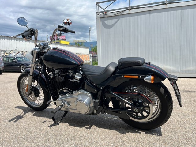 Harley-Davidson Softail Standard FXST (schwarz) - Bild 8