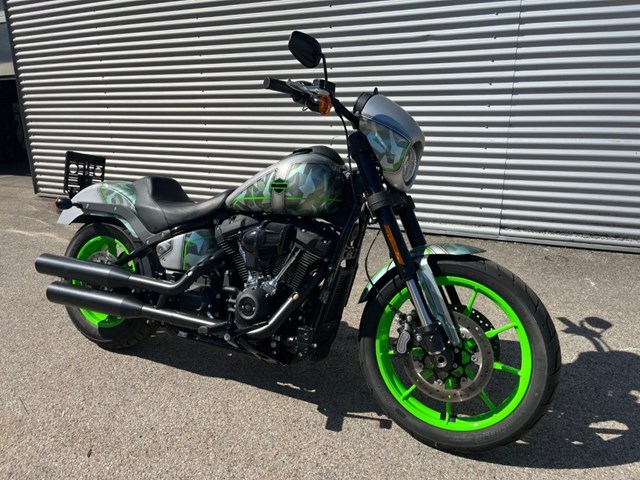 Harley-Davidson Softail Low Rider S FXLRS (silber) - Bild 4