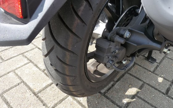 Gebrauchtmotorrad Yamaha NMAX 125 - Bild 11