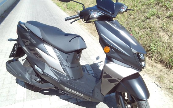 Gebrauchtmotorrad Suzuki Avenis 125 - Bild 1