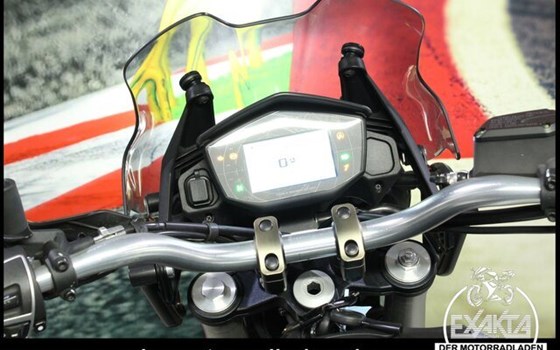 Gebrauchtmotorrad Moto Guzzi V85 TT Centenario - Bild 10