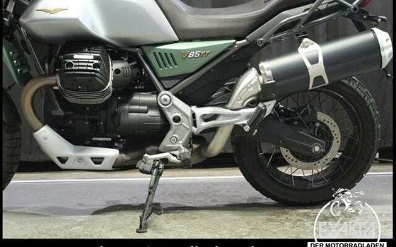 Gebrauchtmotorrad Moto Guzzi V85 TT Centenario - Bild 24