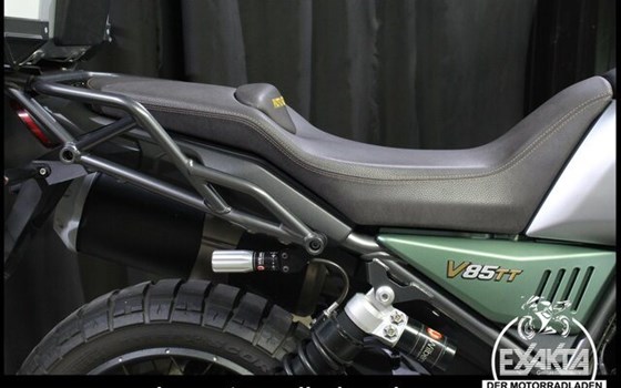 Gebrauchtmotorrad Moto Guzzi V85 TT Centenario - Bild 27