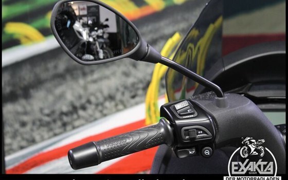 Neufahrzeug Piaggio MP3 310 Sport - Bild 16