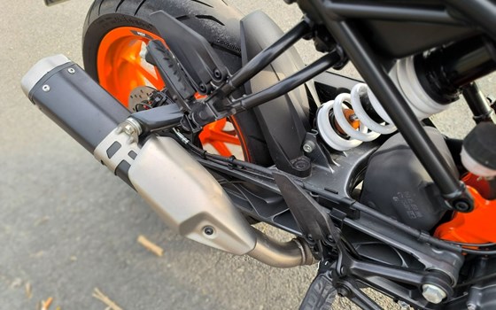Gebrauchtmotorrad KTM 390 Duke - Bild 2