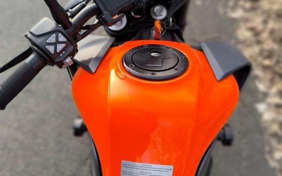 Gebrauchtmotorrad KTM 390 Duke - Bild 7