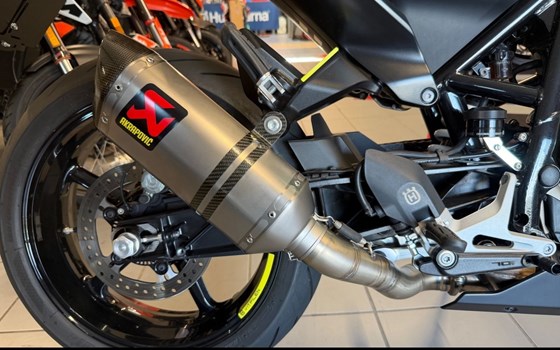 Gebrauchtmotorrad Husqvarna Vitpilen 701 - Bild 6