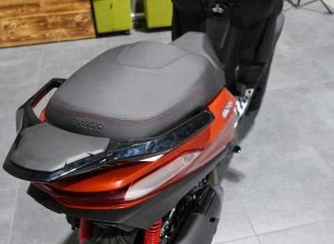 Gebrauchtmotorrad Piaggio MP3 400 Sport - Bild 10
