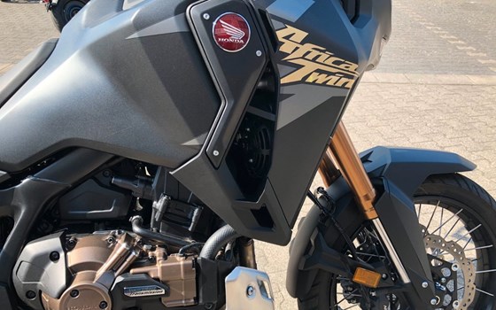 Gebrauchtmotorrad Honda CRF1100L Africa Twin Adventure Sports DCT - Bild 14