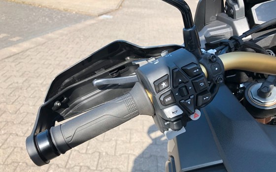 Gebrauchtmotorrad Honda CRF1100L Africa Twin Adventure Sports DCT - Bild 19