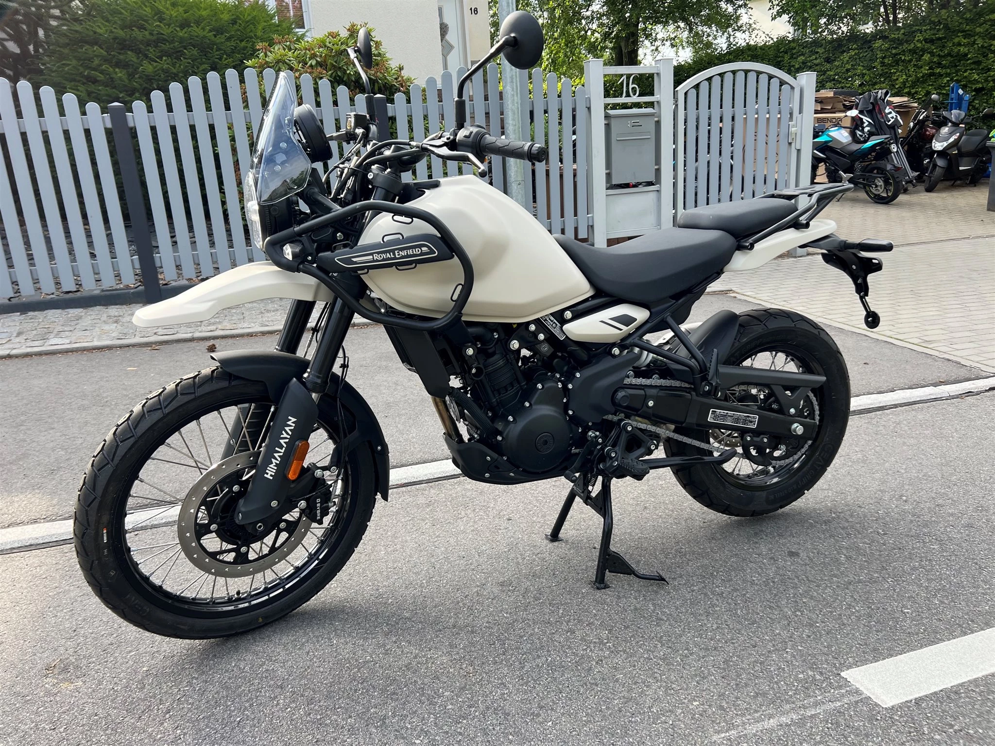 Royal Enfield Himalayan 450