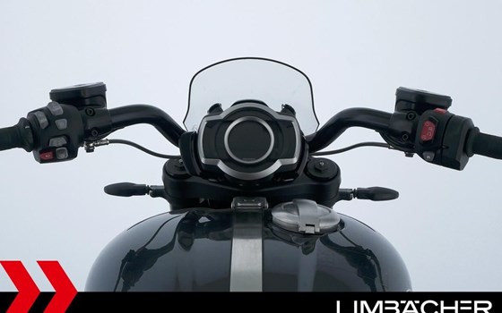 Gebrauchtmotorrad Triumph Rocket 3 Storm GT - Bild 11