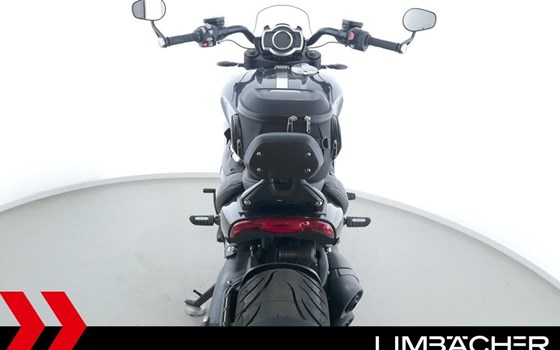 Gebrauchtmotorrad Triumph Rocket 3 Storm GT - Bild 16