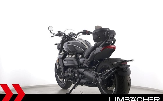 Gebrauchtmotorrad Triumph Rocket 3 Storm GT - Bild 7