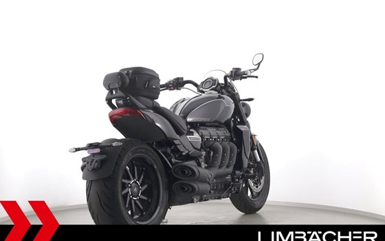 Gebrauchtmotorrad Triumph Rocket 3 Storm GT - Bild 8