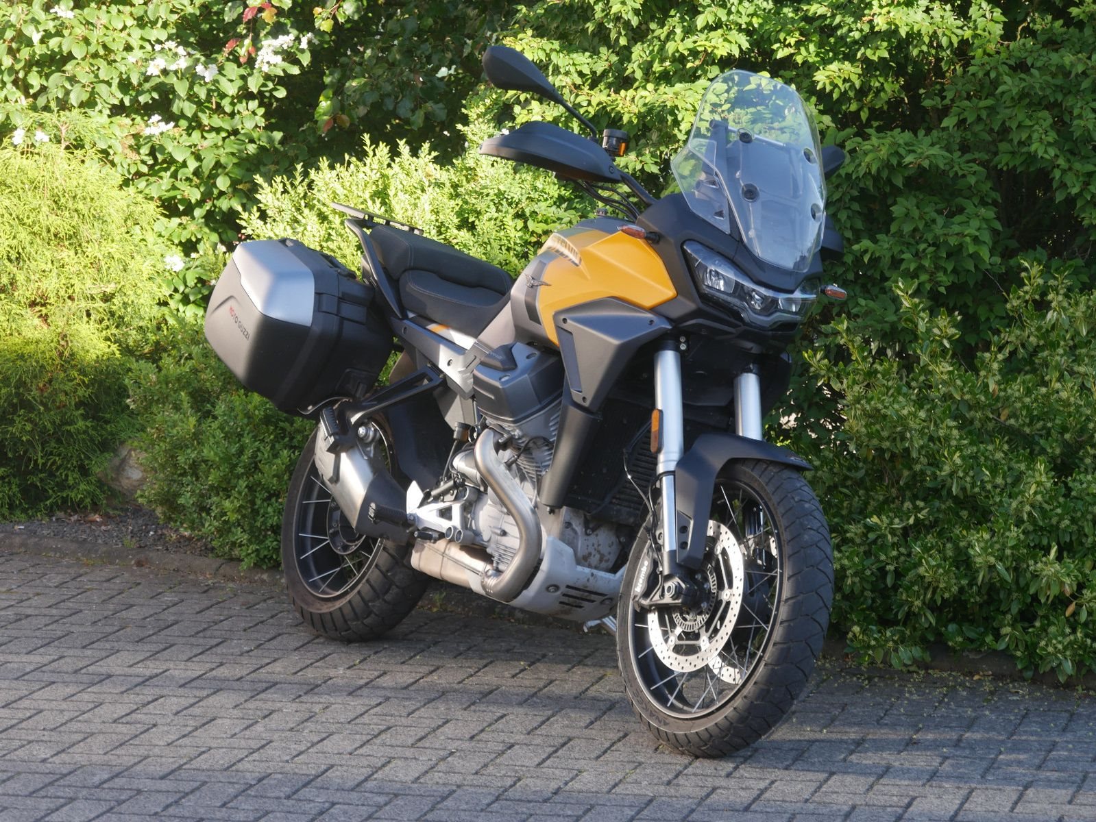 Moto Guzzi Stelvio