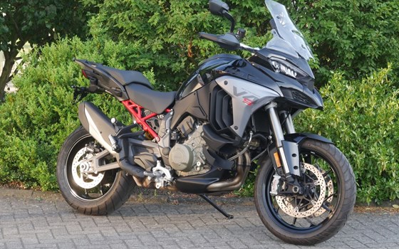 Gebrauchtmotorrad Ducati Multistrada V4 S - Bild 2