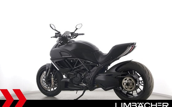 Gebrauchtmotorrad Ducati Diavel 1200 Dark - Bild 6