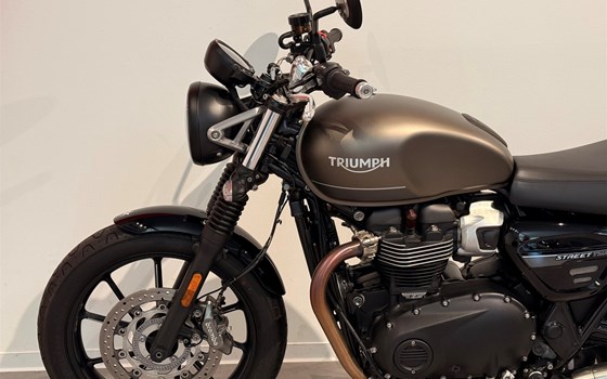 Gebrauchtmotorrad Triumph Street Twin - Bild 4