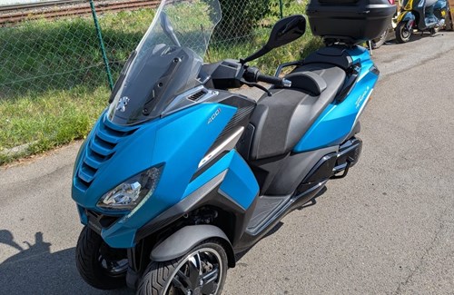 Gebrauchtmotorrad Peugeot Metropolis 400